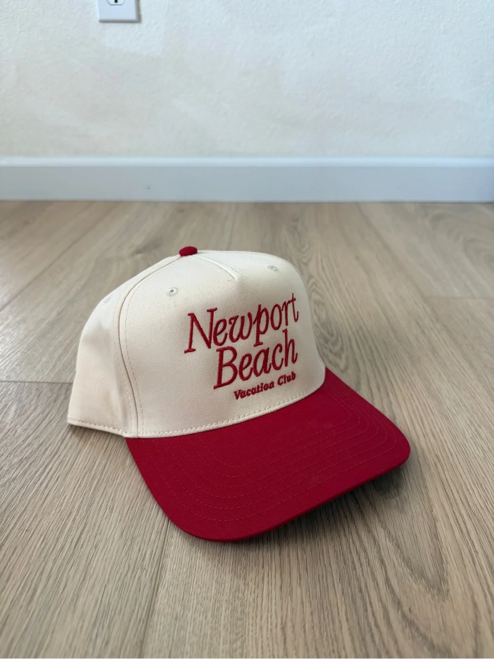 Newport Beach Vacation Club Cap - Cream & Red
